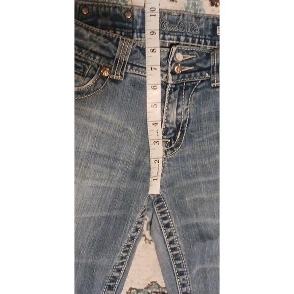 Women's Miss Me Bootcut with Cross Pockets With Raw Hems. 30Wx29L Distressed - Picture 4 of 9